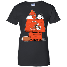 Load image into Gallery viewer, Cleveland Browns Snoopy And Woodstock Waiting For Football Season T-Shirt For Women