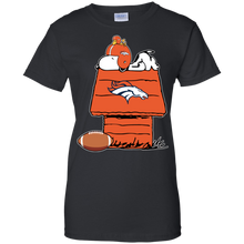 Load image into Gallery viewer, Denver Broncos Snoopy And Woodstock Waiting For Football Season T-Shirt For Women